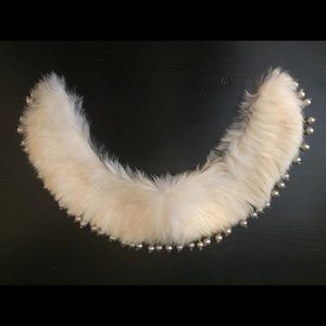 SOLD-Vintage Baar and Beards Collar Necklace